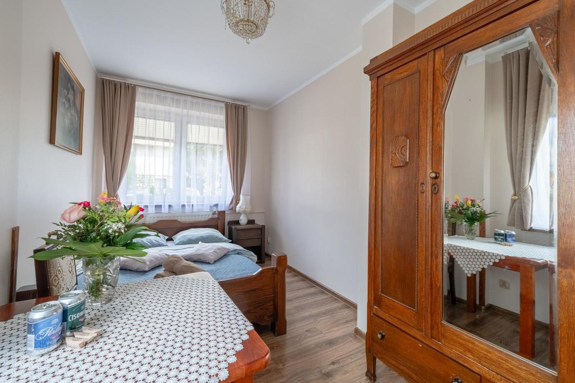 Villa Nawrot Zakopane - Centrum - Blisko Dworca Pkp — Photos 3